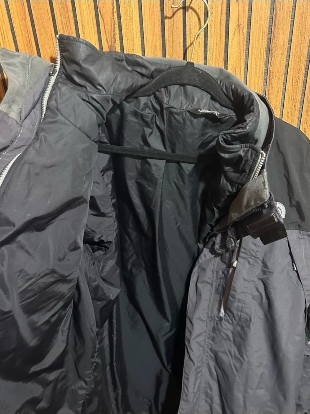 The North Face Hyvent Ski Snowboarding Jacket Mens XL Liner Waterproof GrayBlack